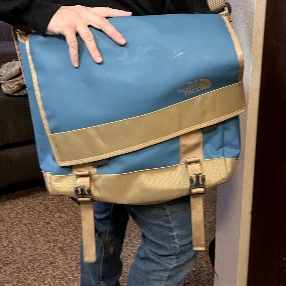 Brand New! Messenger Bag